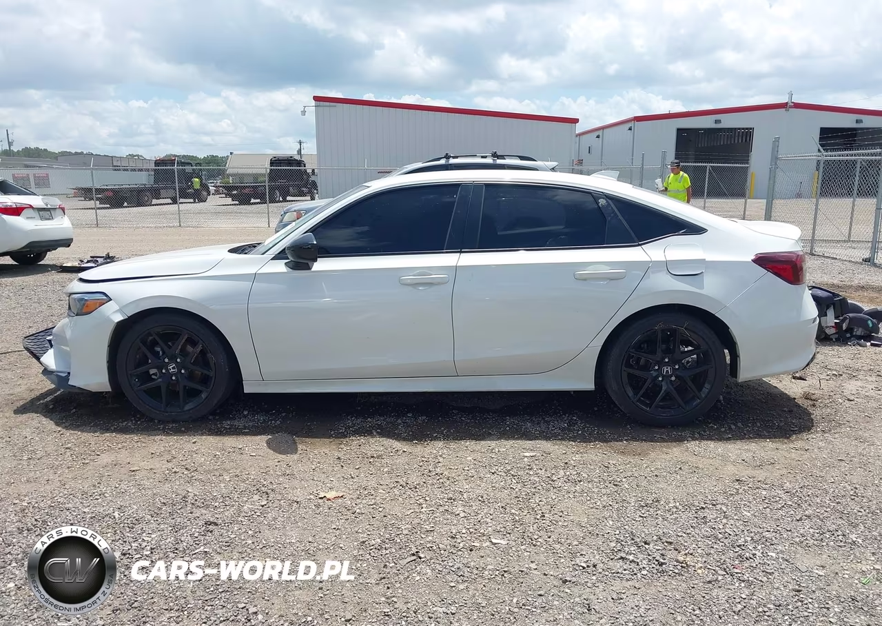 2025 Honda Civic Sport VIN:2HGFE2F58SH596713 - 13