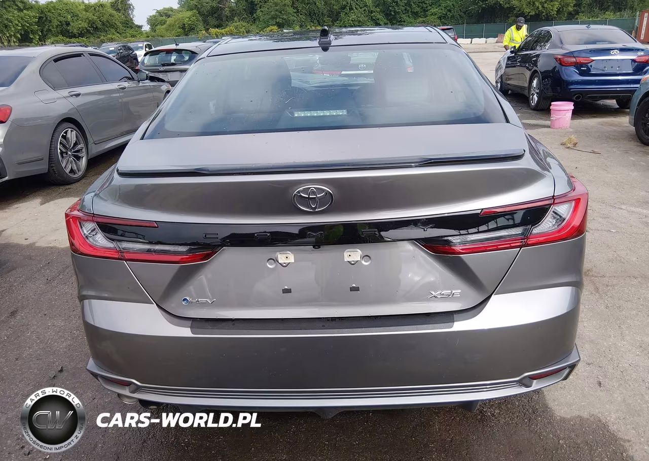 2025 Toyota Camry Xse VIN:4T1DAACK4SU510859 - 17