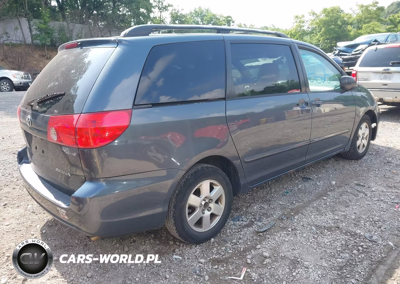 2009 Toyota Sienna Le VIN:5TDZK23C39S254427 - 4
