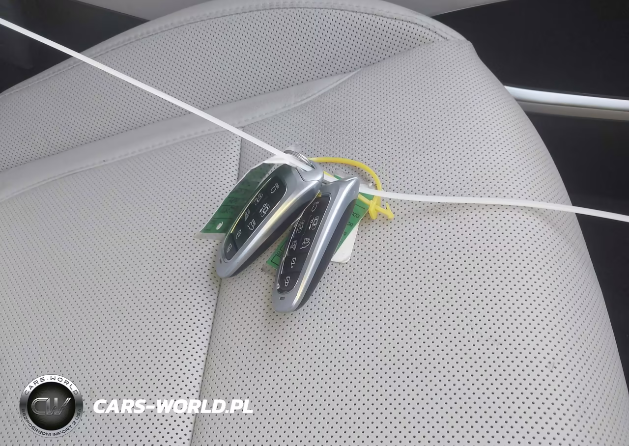 2024 Hyundai Tucson Hybrid Limited VIN:KM8JECD15RU223971 - 11