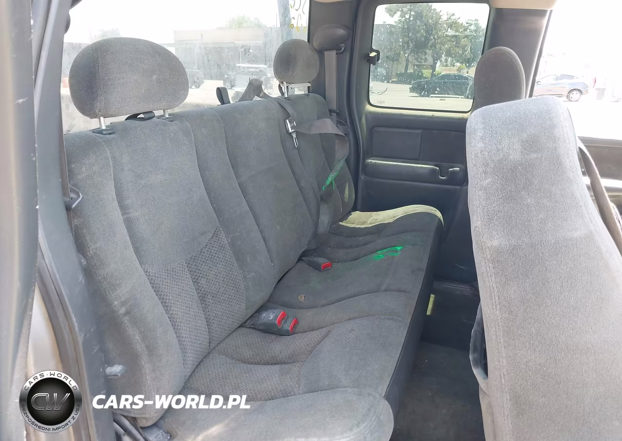 2003 Chevrolet Silverado 2500Hd Ls VIN:1GCHC29U03E288444 - 8