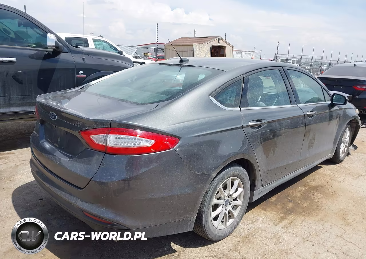 2016 Ford Fusion S VIN:3FA6P0G78GR162824 - 4