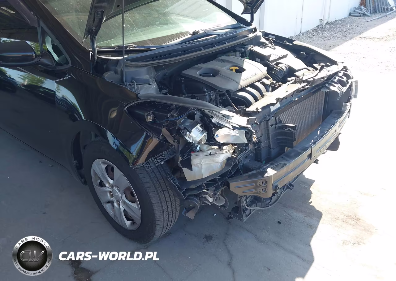 2017 Kia Forte Lx VIN:3KPFK4A78HE066127 - 6