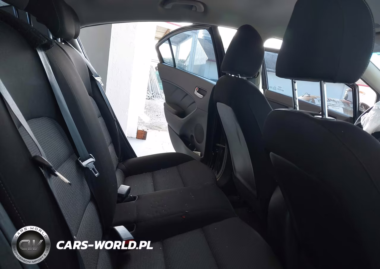 2017 Kia Forte Lx VIN:3KPFK4A78HE066127 - 8