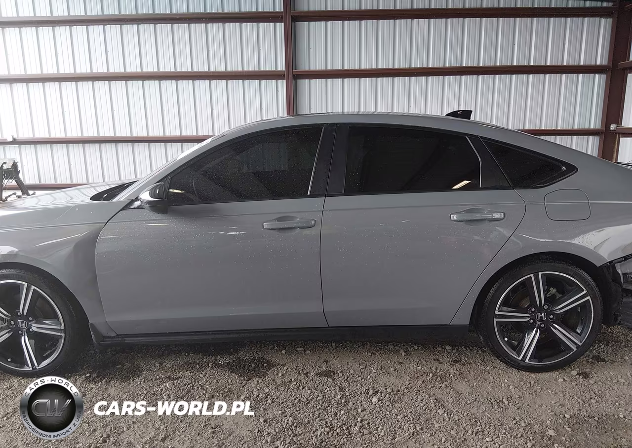 2024 Honda Accord Hybrid Sport VIN:1HGCY2F51RA015863 - 15