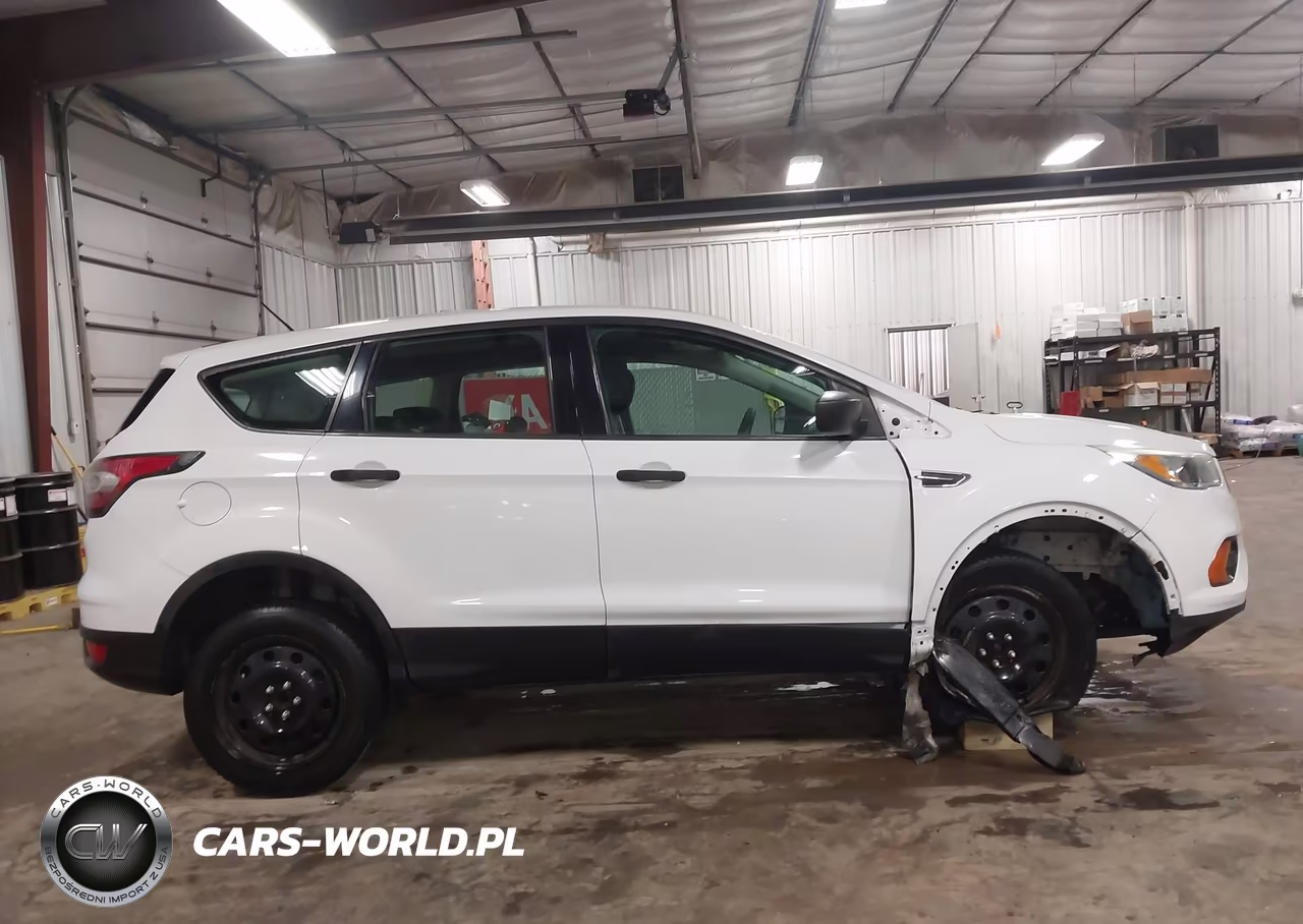 2017 Ford Escape S VIN:1FMCU0F71HUA89602 - 14