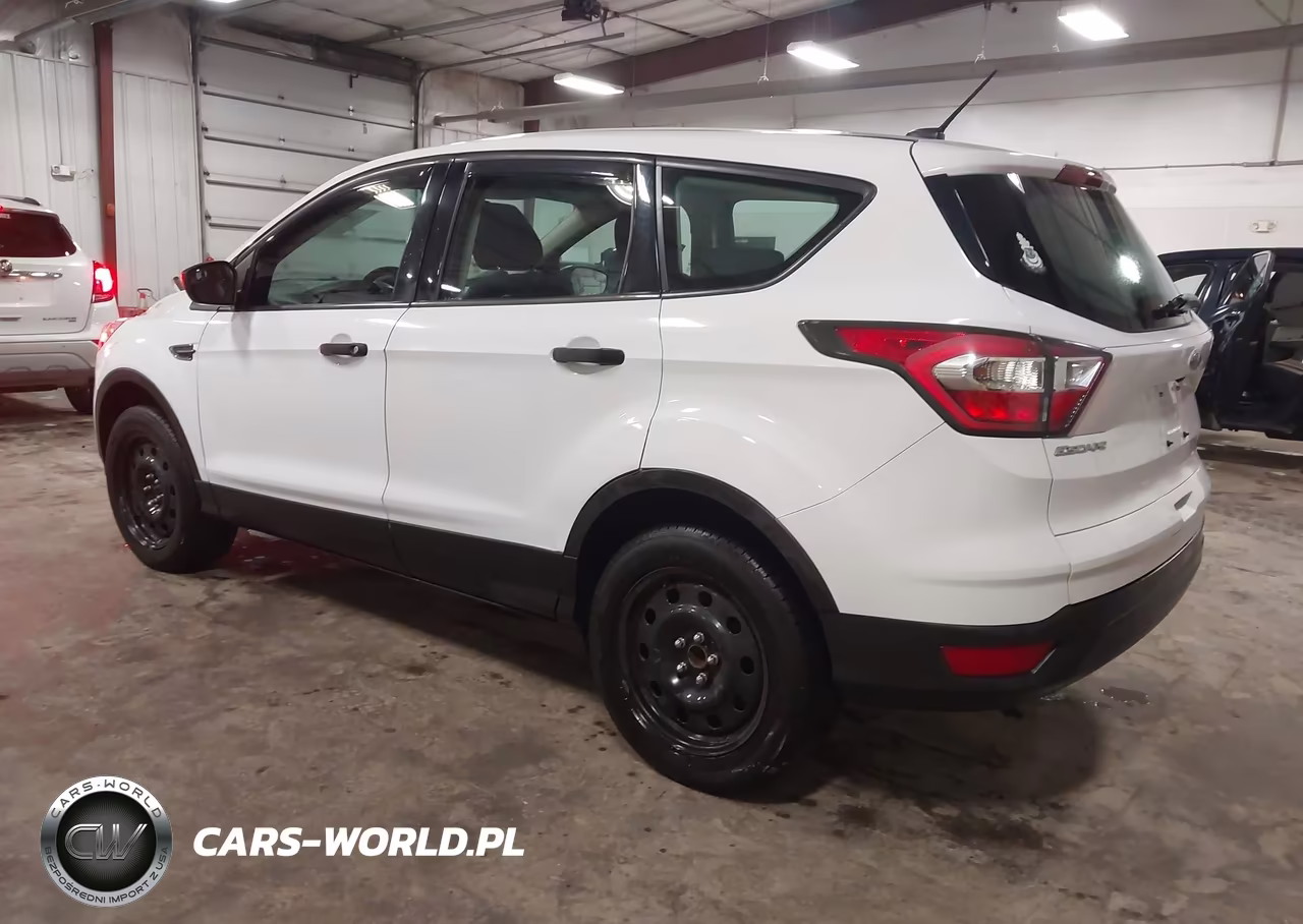 2017 Ford Escape S VIN:1FMCU0F71HUA89602 - 3