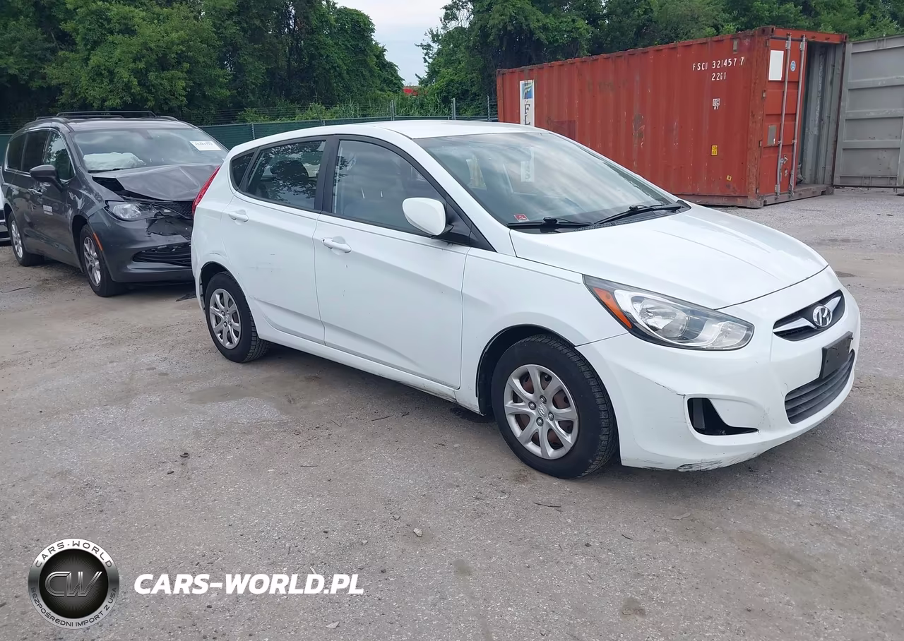 2012 Hyundai Accent Gs