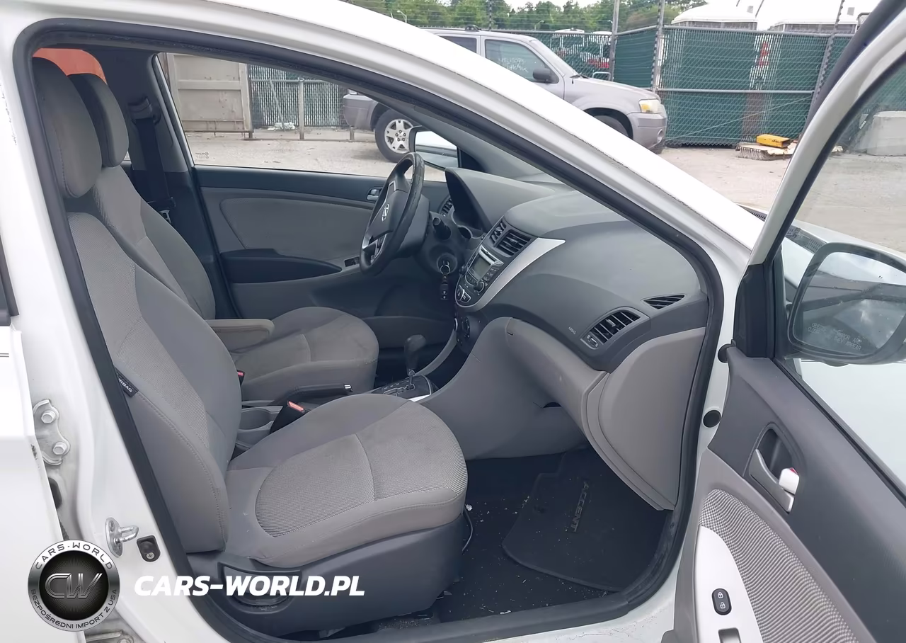 2012 Hyundai Accent Gs VIN:KMHCT5AE2CU007925 - 5