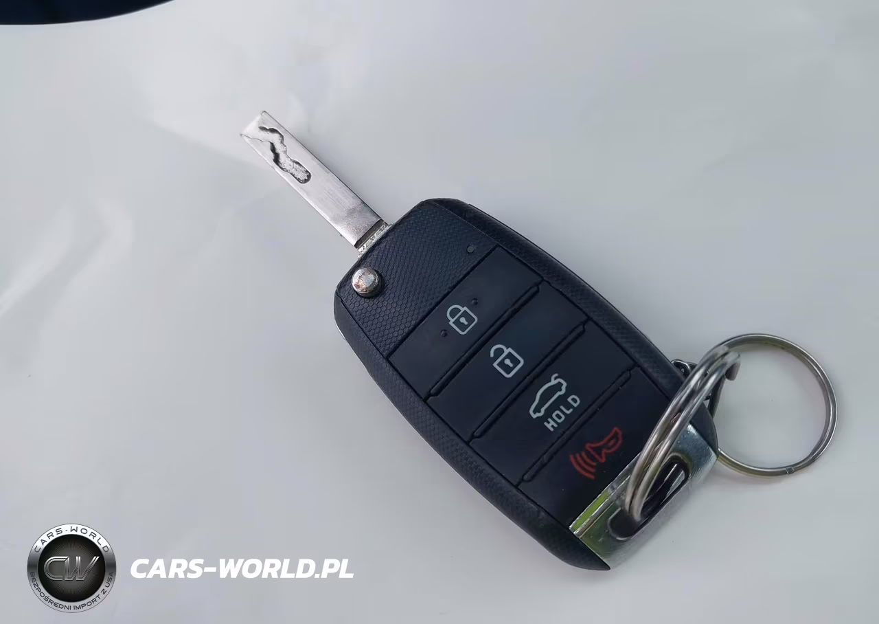 2018 Kia Optima Lx VIN:5XXGT4L35JG265855 - 11