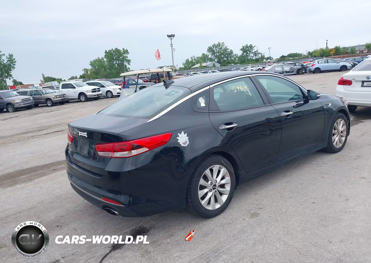 2018 Kia Optima Lx VIN:5XXGT4L35JG265855 - 4