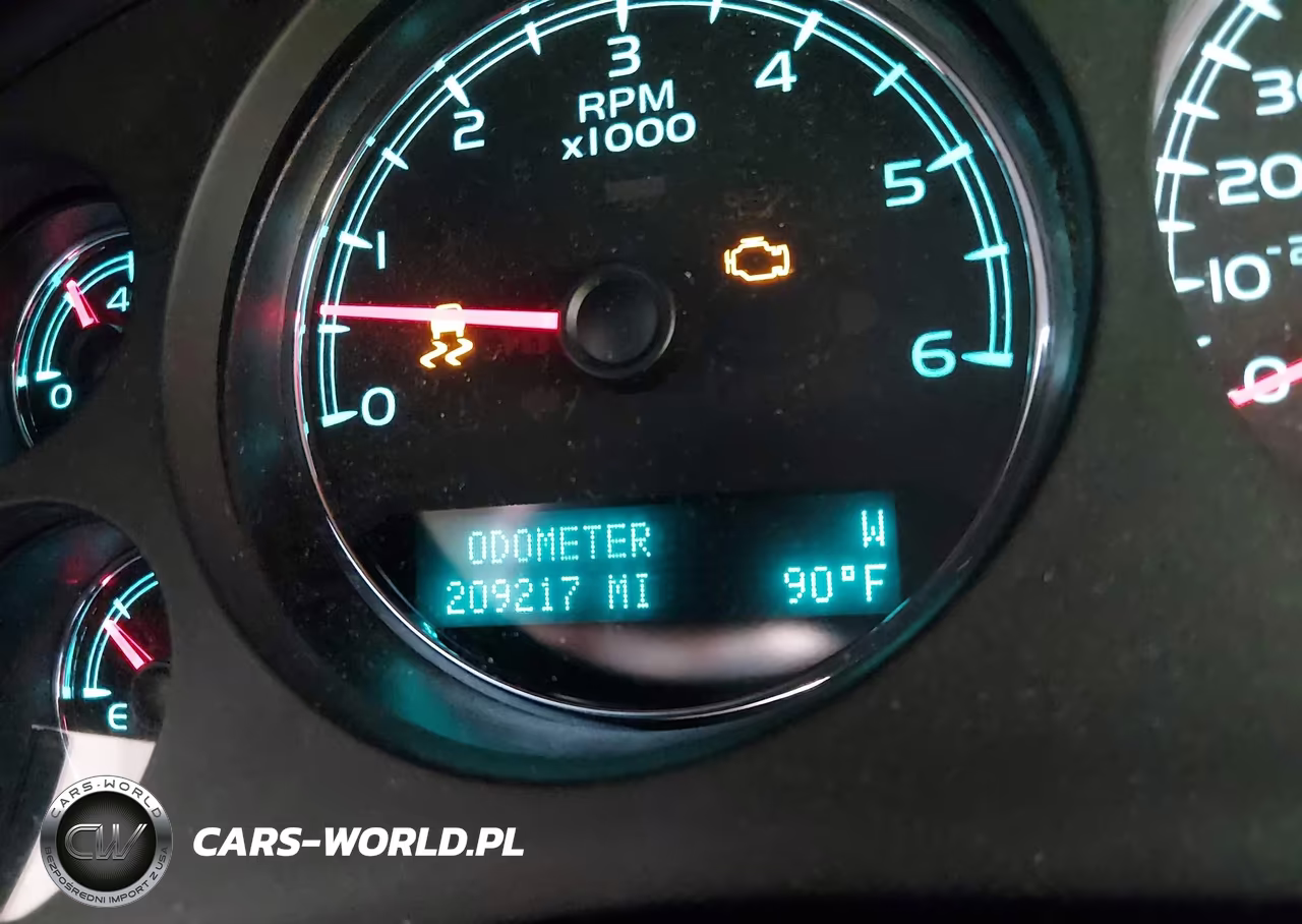 2013 Chevrolet Tahoe Lt VIN:1GNSCBE06DR100259 - 16