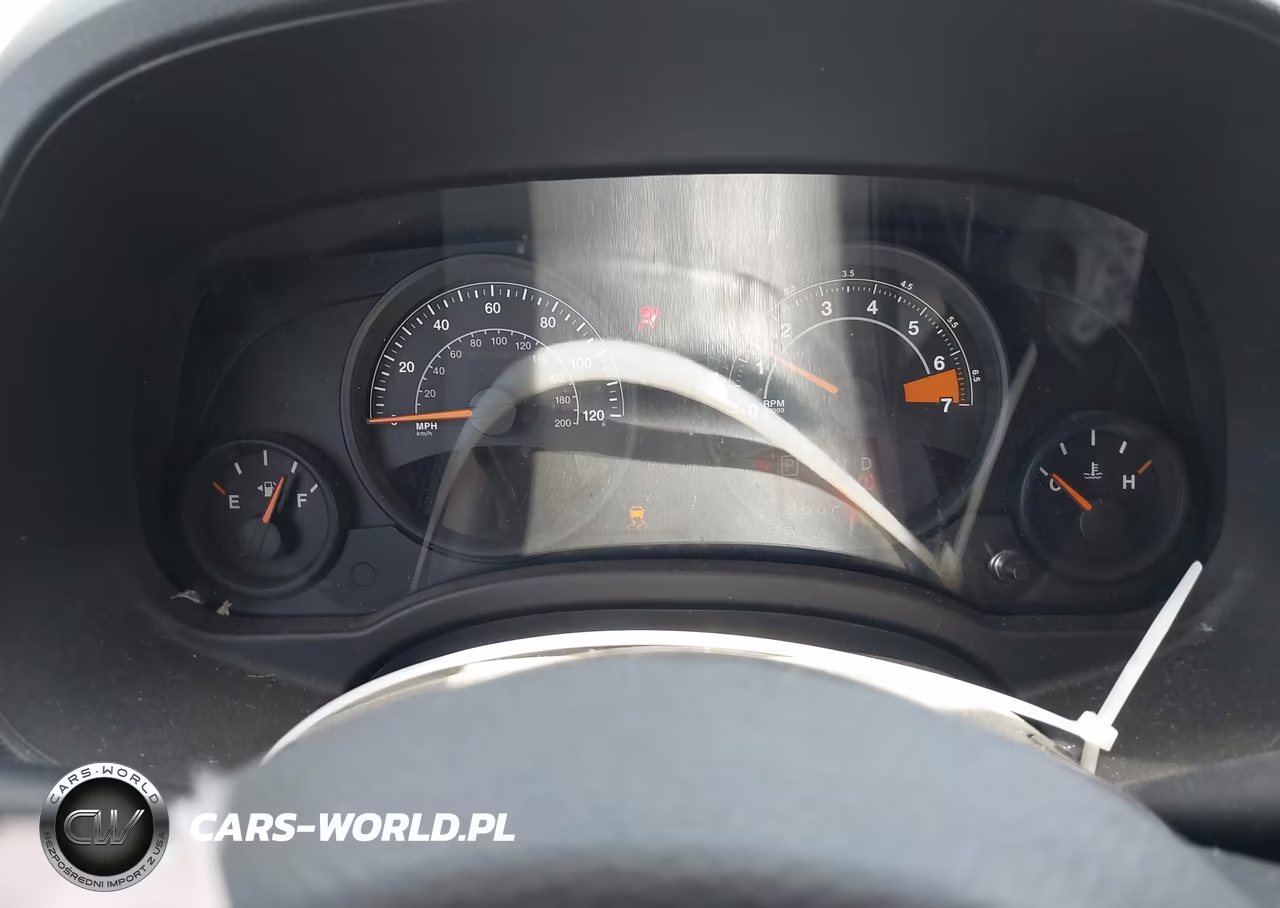 2014 Jeep Compass Sport VIN:1C4NJCBA7ED727470 - 7