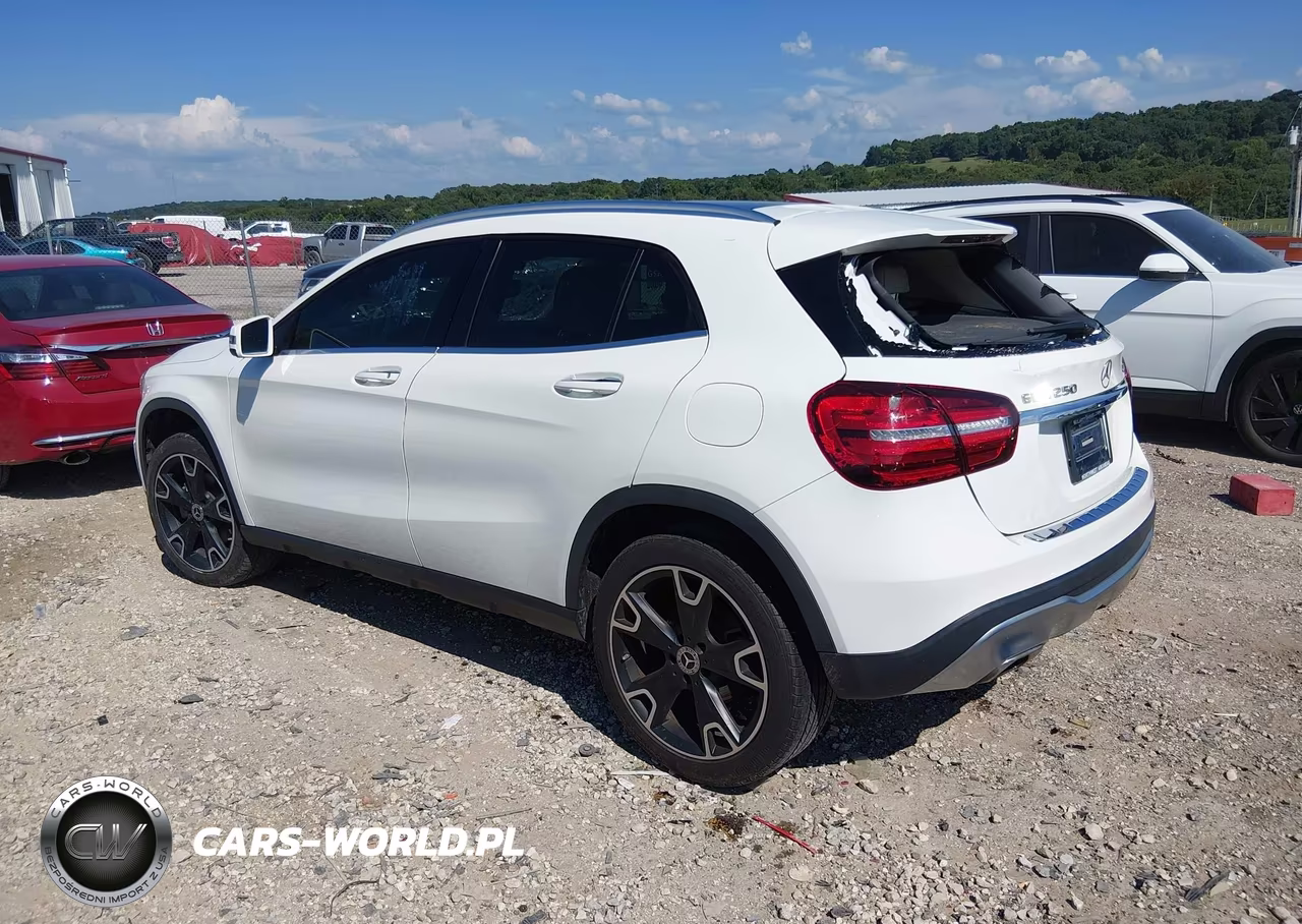 2018 Mercedes-Benz Gla 250 4Matic VIN:WDCTG4GB1JJ474259 - 3