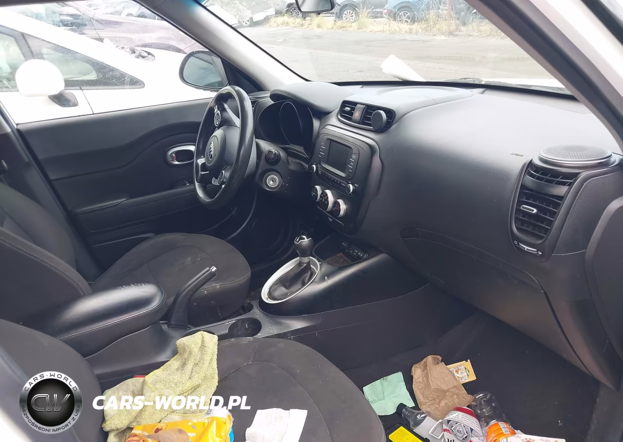 2018 Kia Soul VIN:KNDJN2A22J7615109 - 5