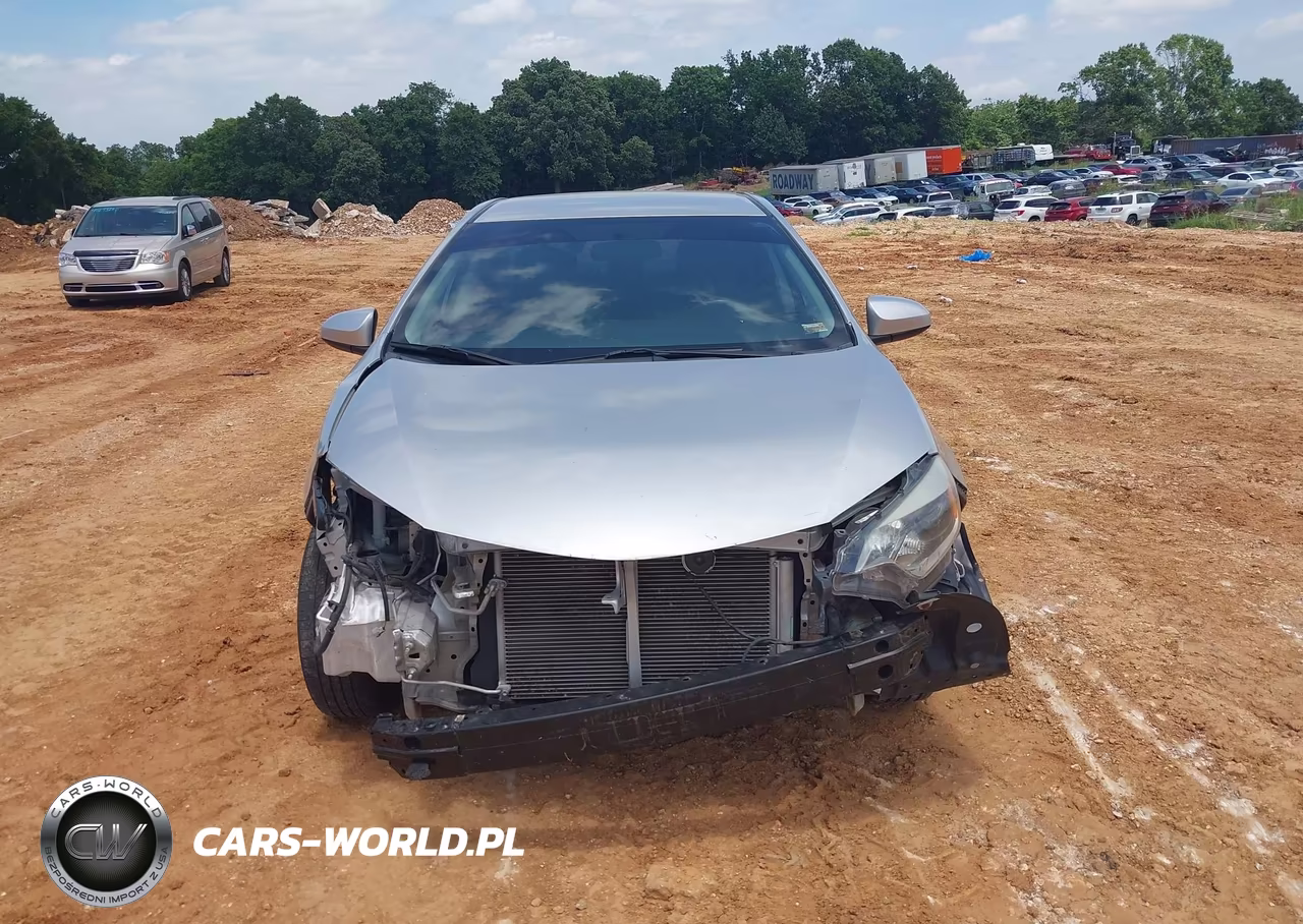 2015 Toyota Corolla L VIN:5YFBURHE7FP336132 - 13