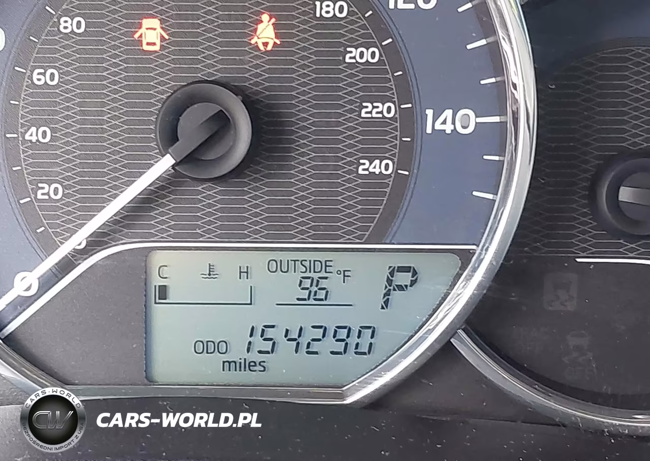 2015 Toyota Corolla L VIN:5YFBURHE7FP336132 - 16
