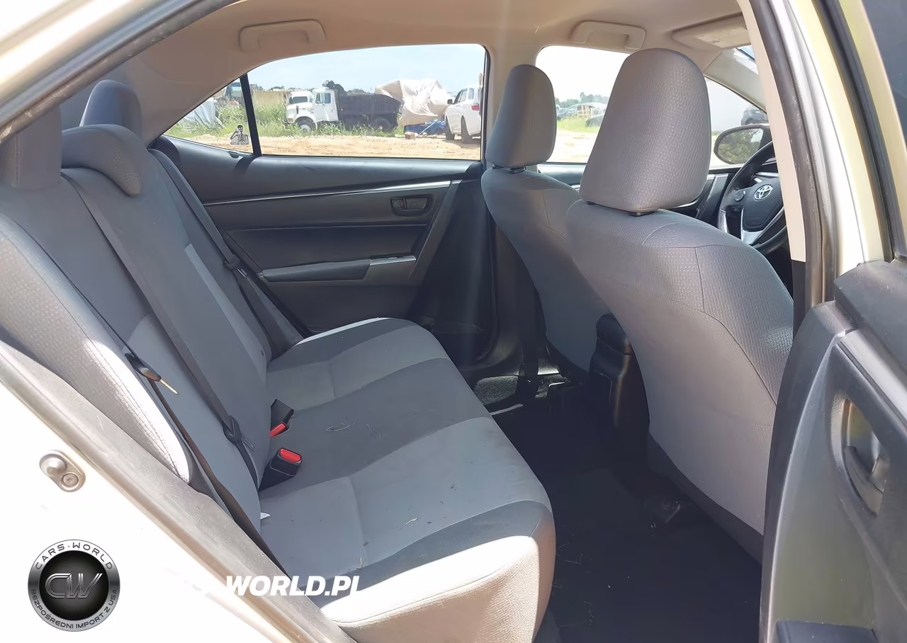 2015 Toyota Corolla L VIN:5YFBURHE7FP336132 - 8