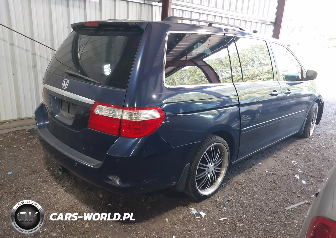 2007 Honda Odyssey Touring VIN:5FNRL38857B089084 - 4