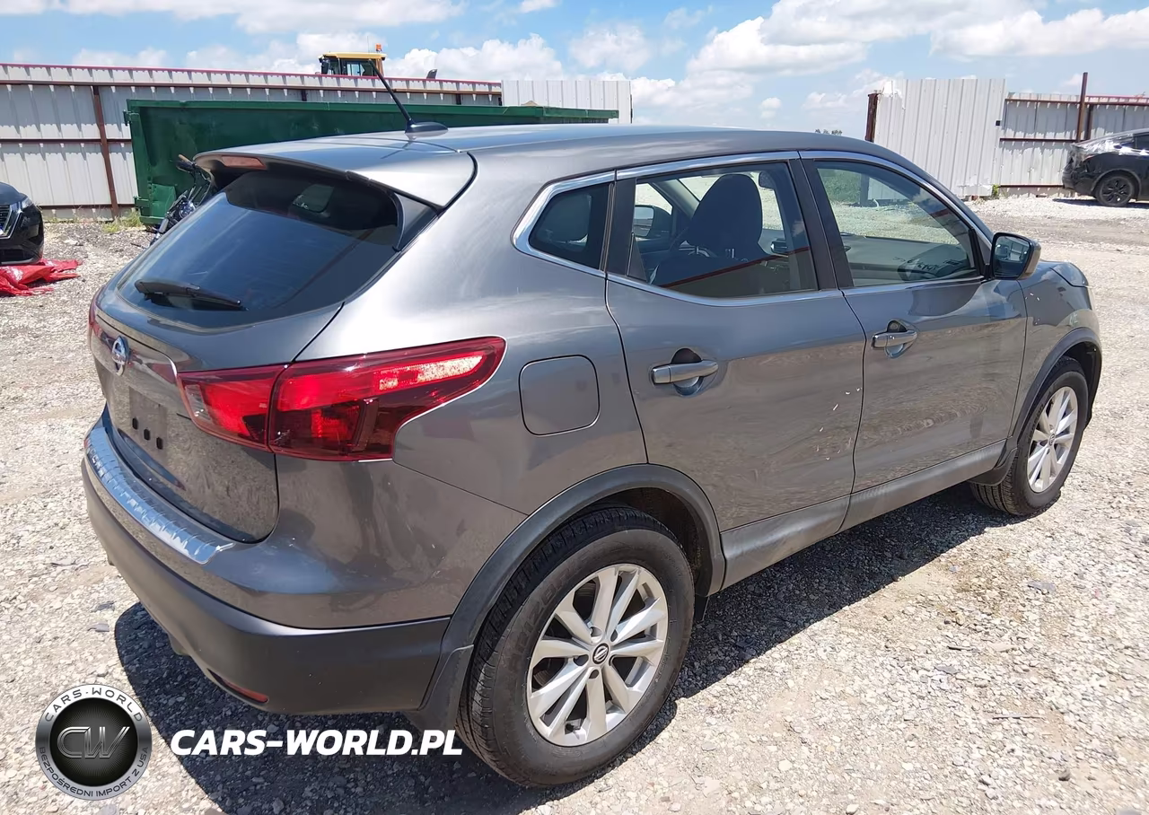 2019 Nissan Rogue Sport S VIN:JN1BJ1CP5KW232200 - 4