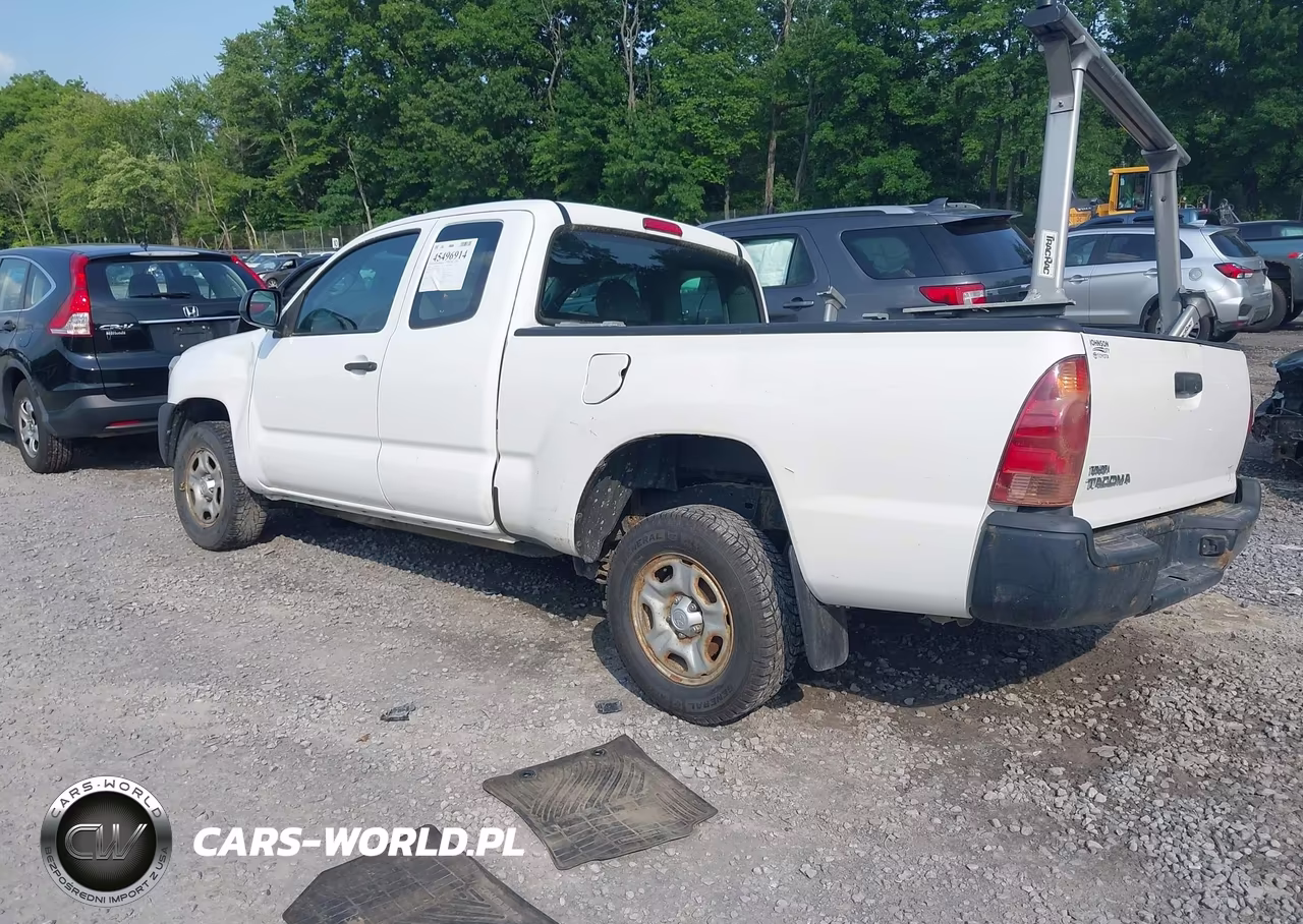 2015 Toyota Tacoma VIN:5TFTX4CN3FX059132 - 3