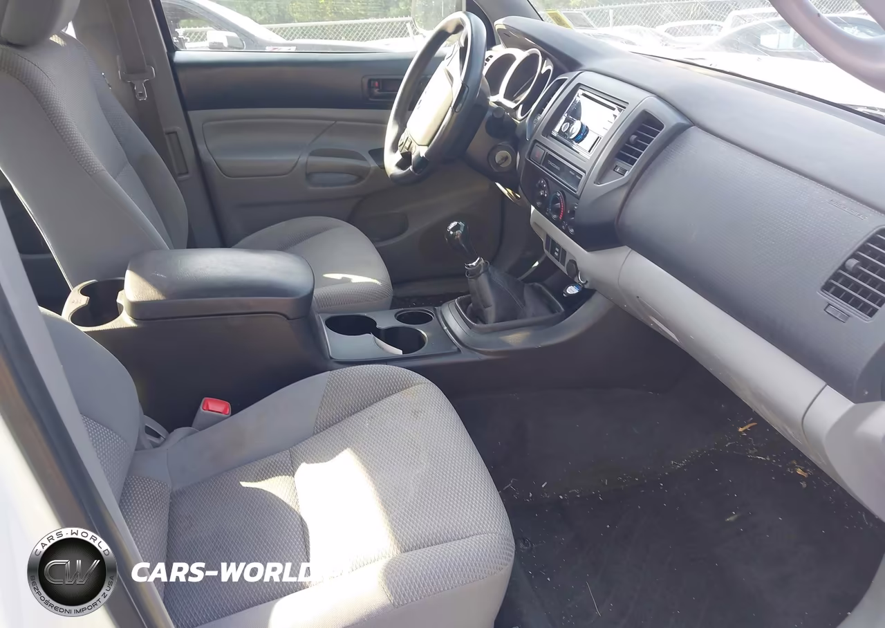 2015 Toyota Tacoma VIN:5TFTX4CN3FX059132 - 5