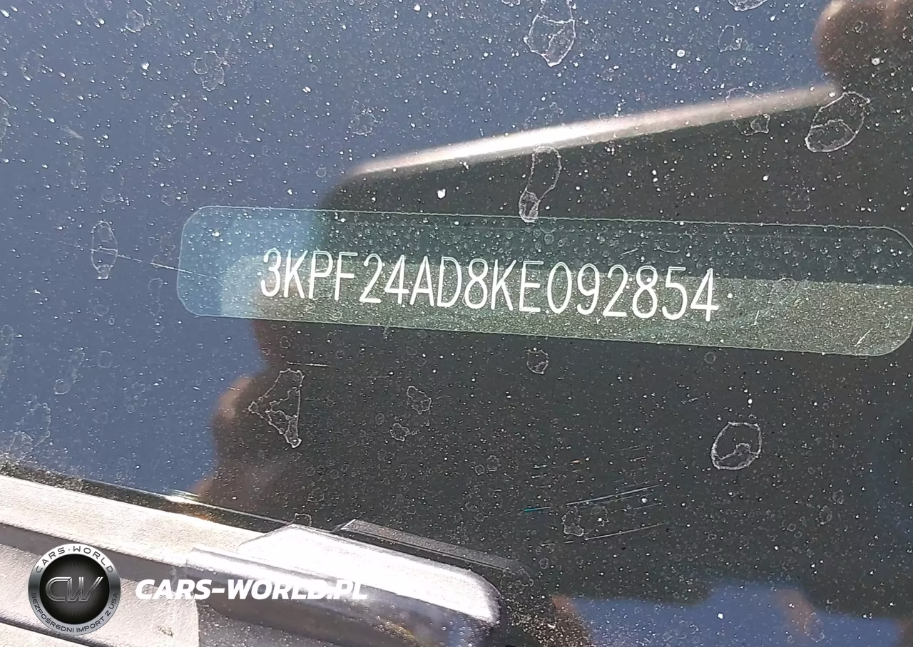 2019 Kia Forte Lxs VIN:3KPF24AD8KE092854 - 9