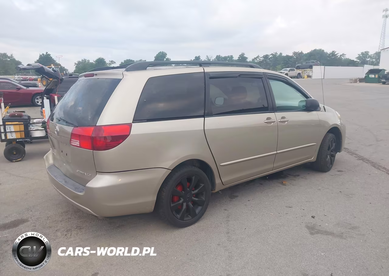 2005 Toyota Sienna Le VIN:5TDZA23C05S333812 - 4