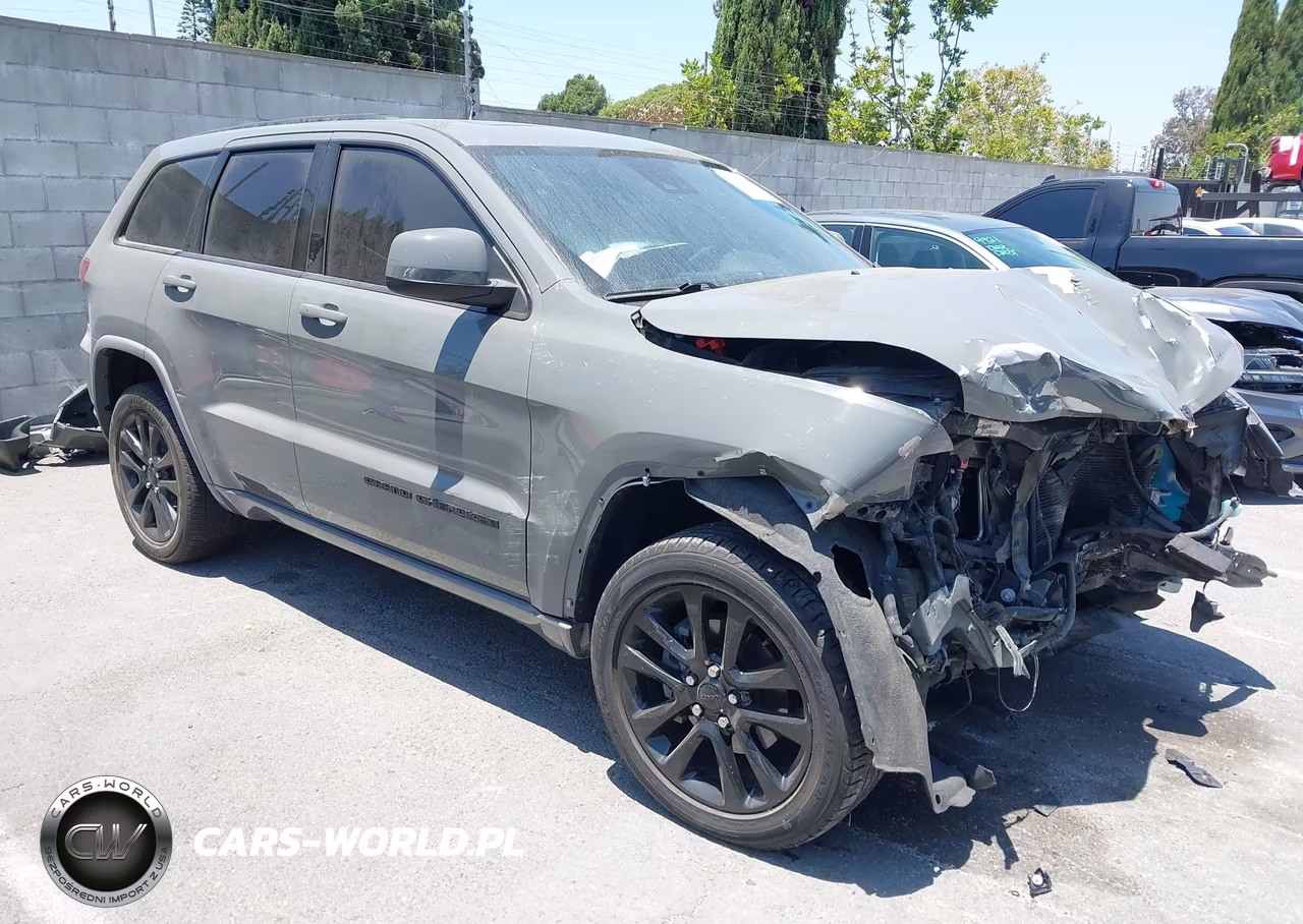 2020 Jeep Grand Cherokee Altitude 4X2