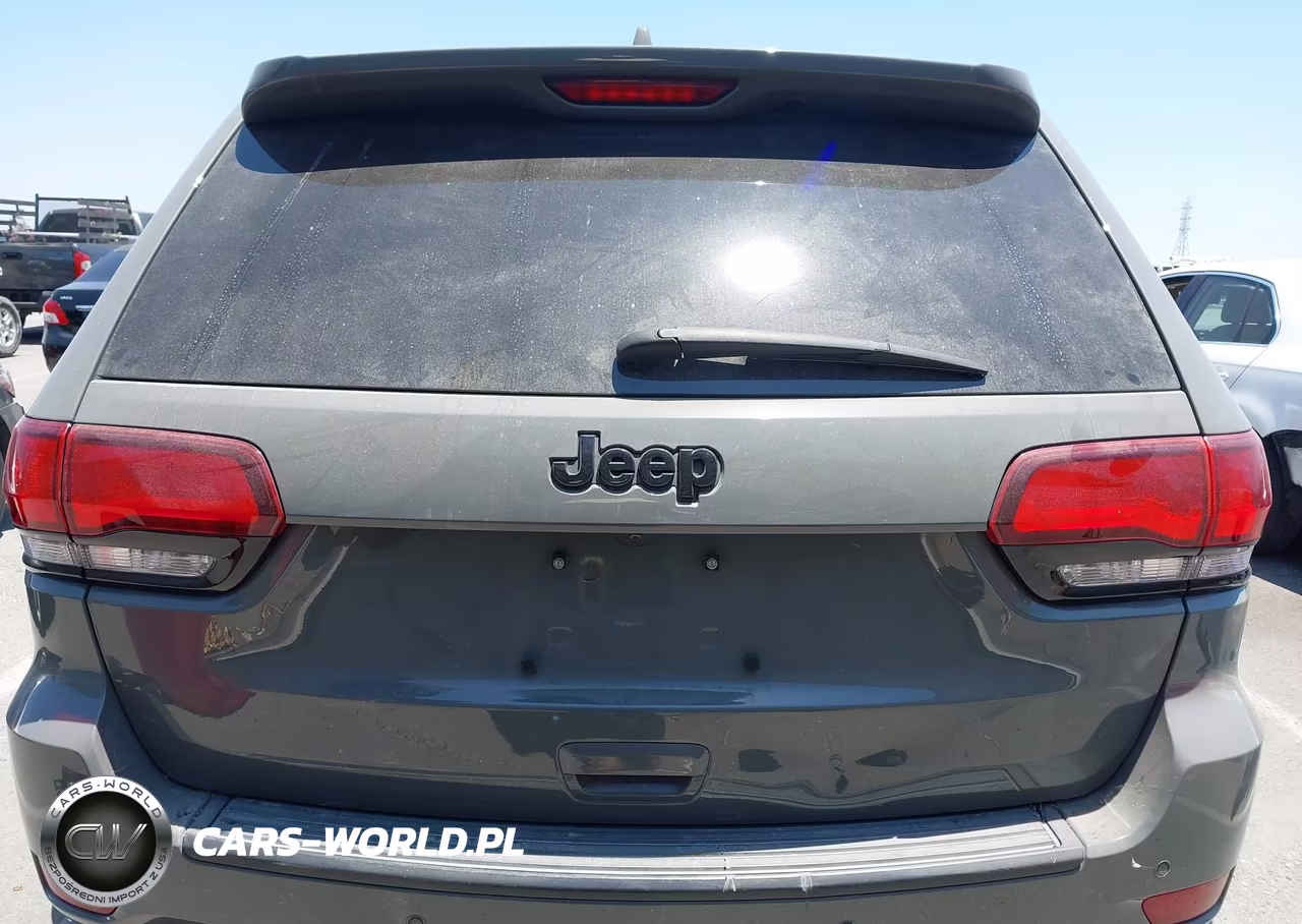 2020 Jeep Grand Cherokee Altitude 4X2 VIN:1C4RJEAGXLC365382 - 17