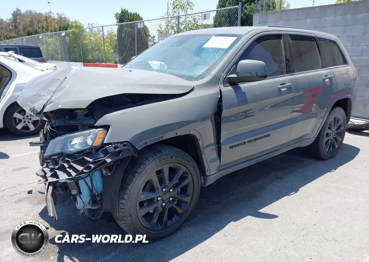 2020 Jeep Grand Cherokee Altitude 4X2 VIN:1C4RJEAGXLC365382 - 2