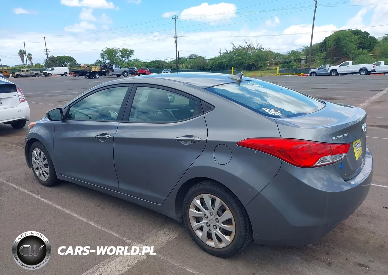 2012 Hyundai Elantra Gls VIN:5NPDH4AE9CH119233 - 3