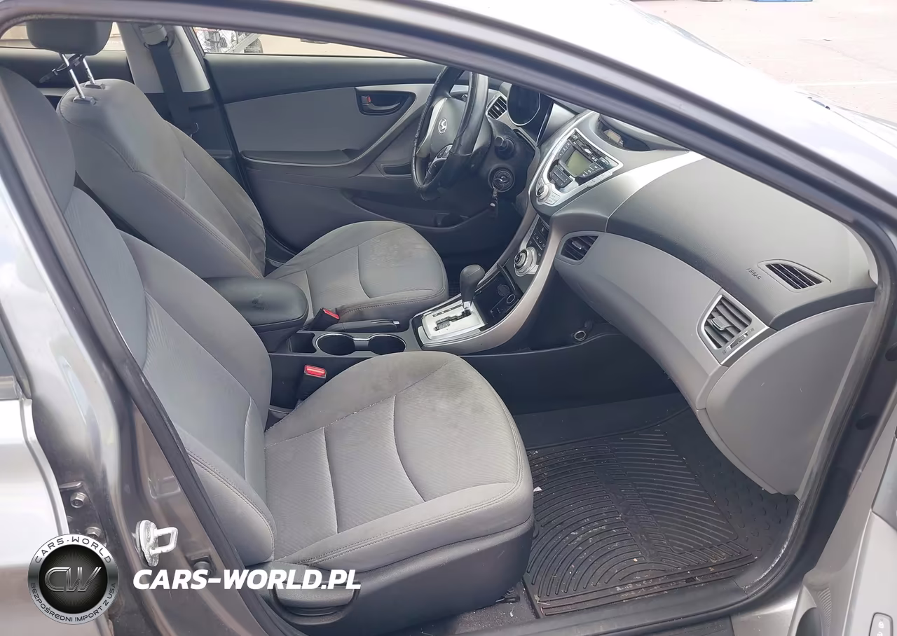 2012 Hyundai Elantra Gls VIN:5NPDH4AE9CH119233 - 5