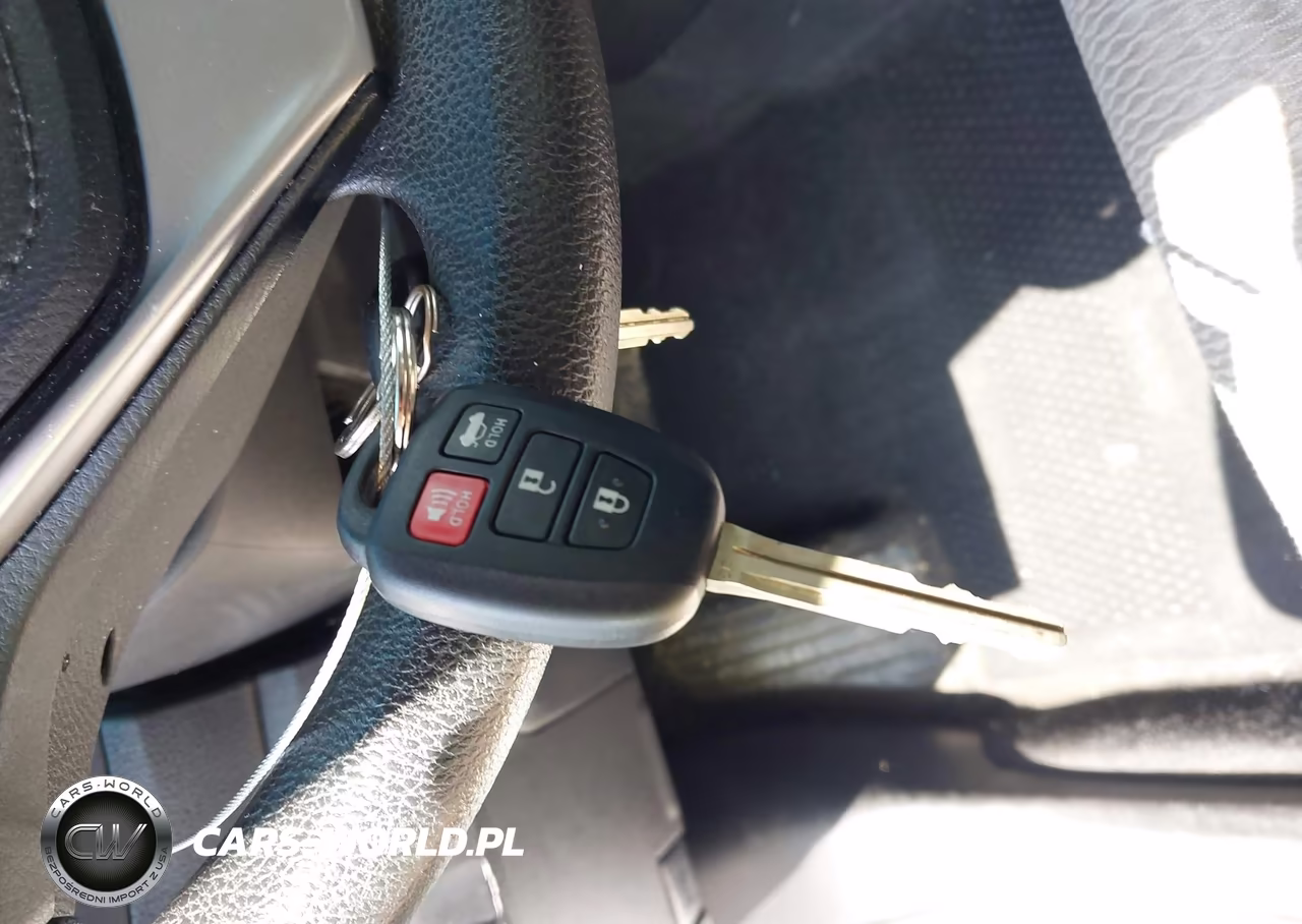 2014 Toyota Corolla Le VIN:2T1BURHE2EC202496 - 11
