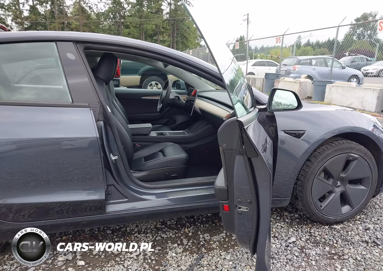 2023 Tesla Model 3 Rear-Wheel Drive VIN:5YJ3E1EA7PF581160 - 5