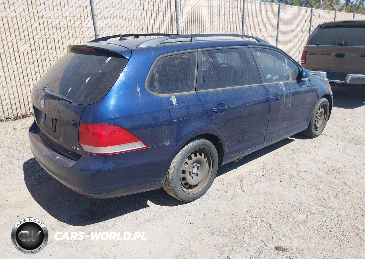 2011 Volkswagen Jetta Sportwagen 2.5L S VIN:3VWPX8AJ2BM645391 - 4