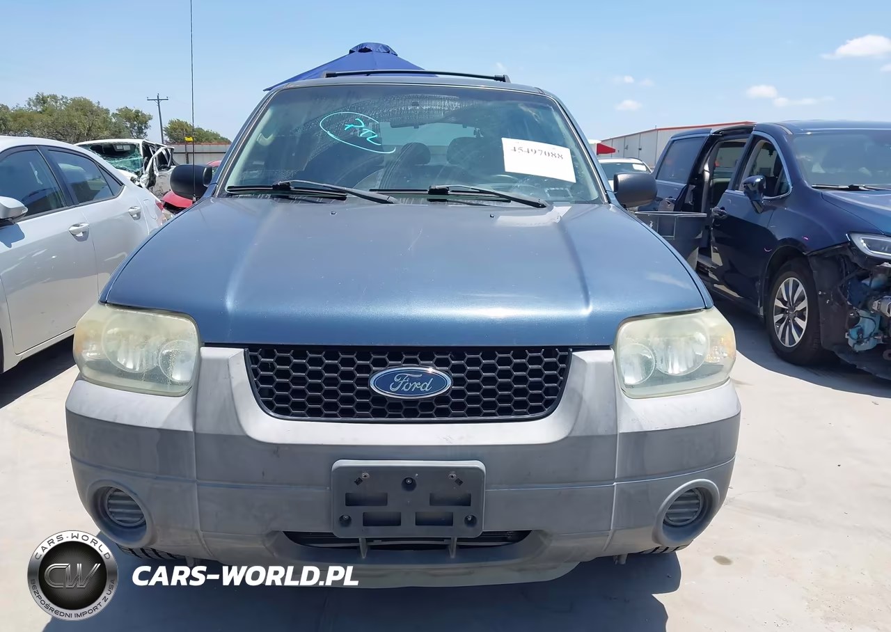 2005 Ford Escape Xls VIN:1FMYU02Z15KA69662 - 12