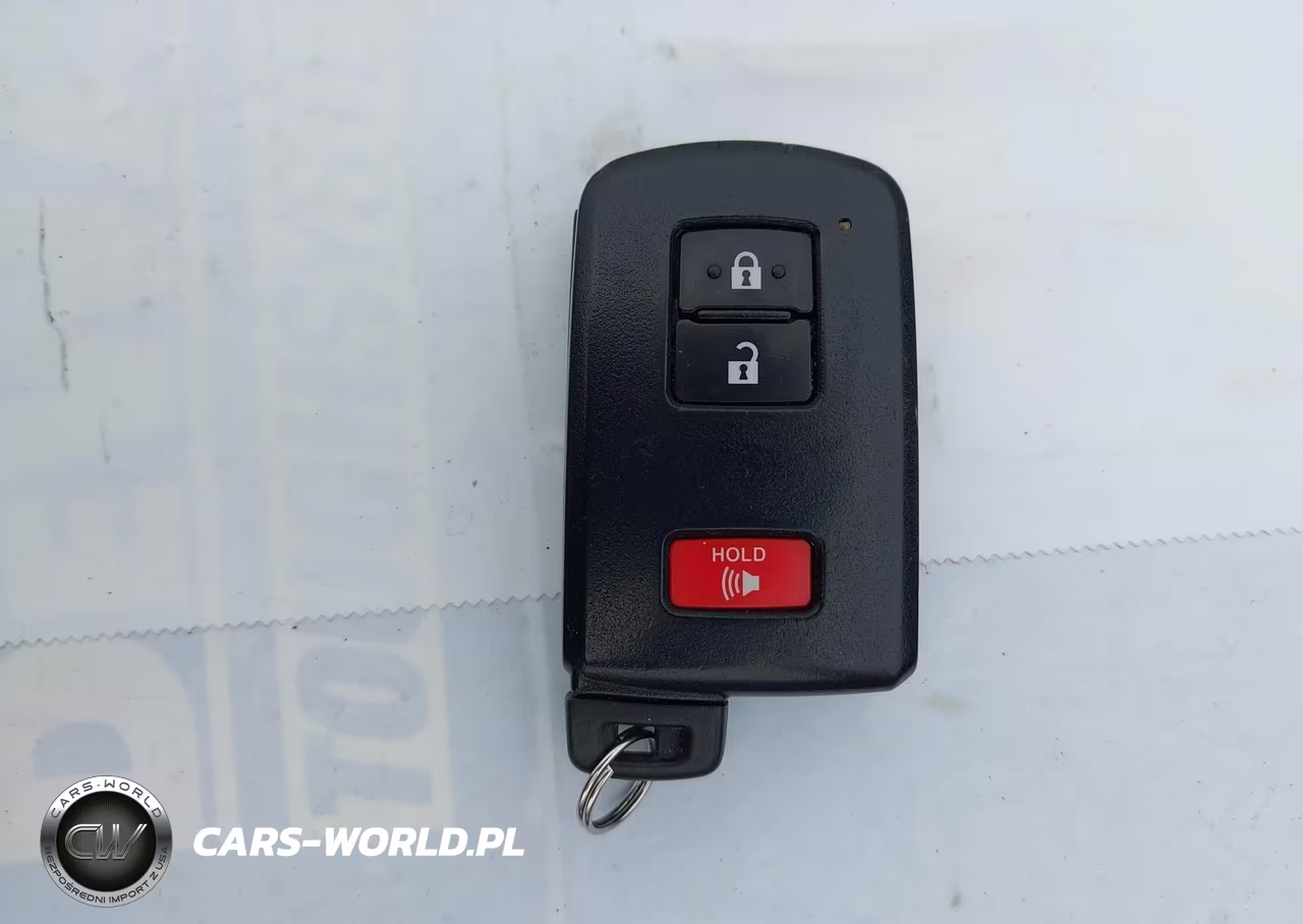 2013 Toyota Prius C Four VIN:JTDKDTB32D1052915 - 11