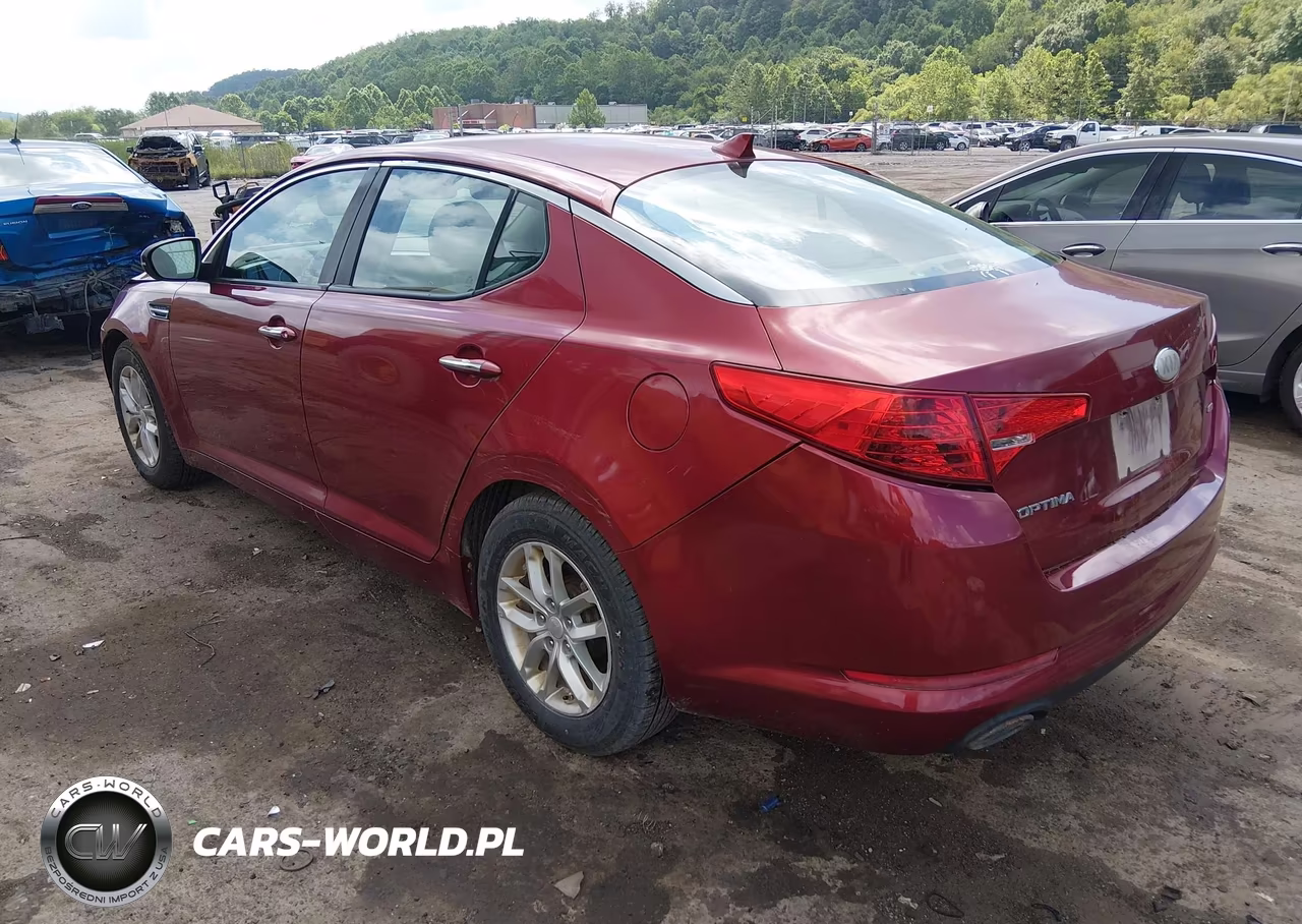 2013 Kia Optima Lx VIN:5XXGM4A71DG219933 - 3