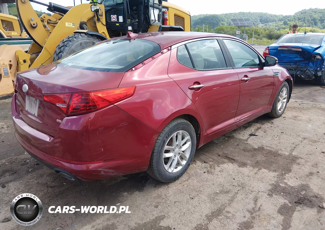 2013 Kia Optima Lx VIN:5XXGM4A71DG219933 - 4