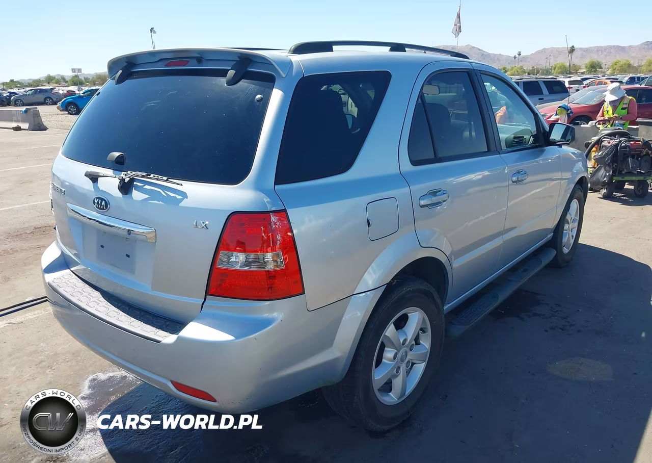 2008 Kia Sorento Lx VIN:KNDJD735685764085 - 4