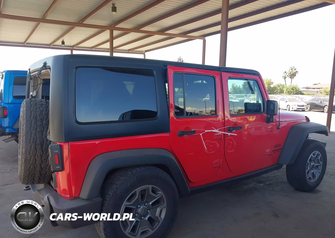 2015 Jeep Wrangler Unlimited Sport VIN:1C4HJWDG5FL533060 - 13