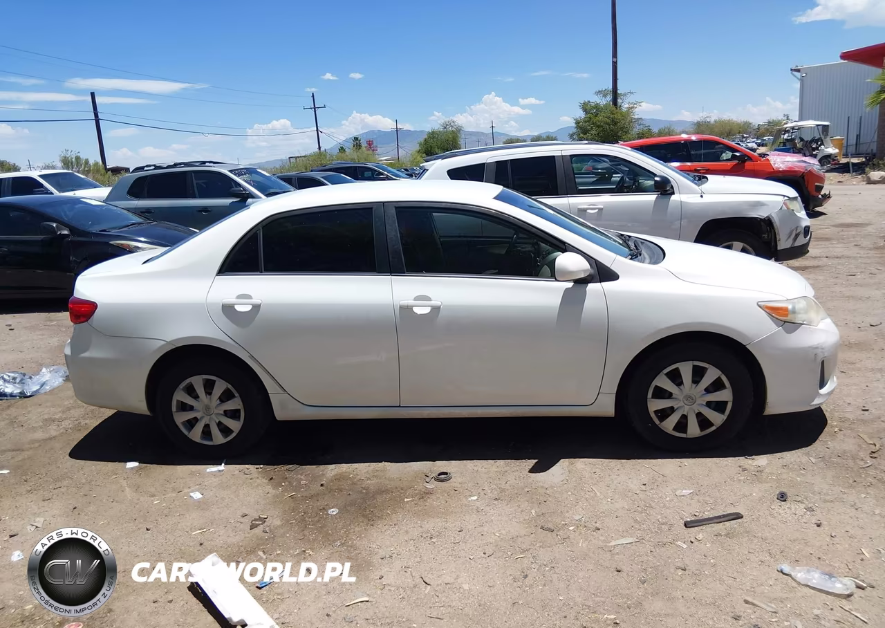 2011 Toyota Corolla Le VIN:JTDBU4EE9BJ104461 - 12