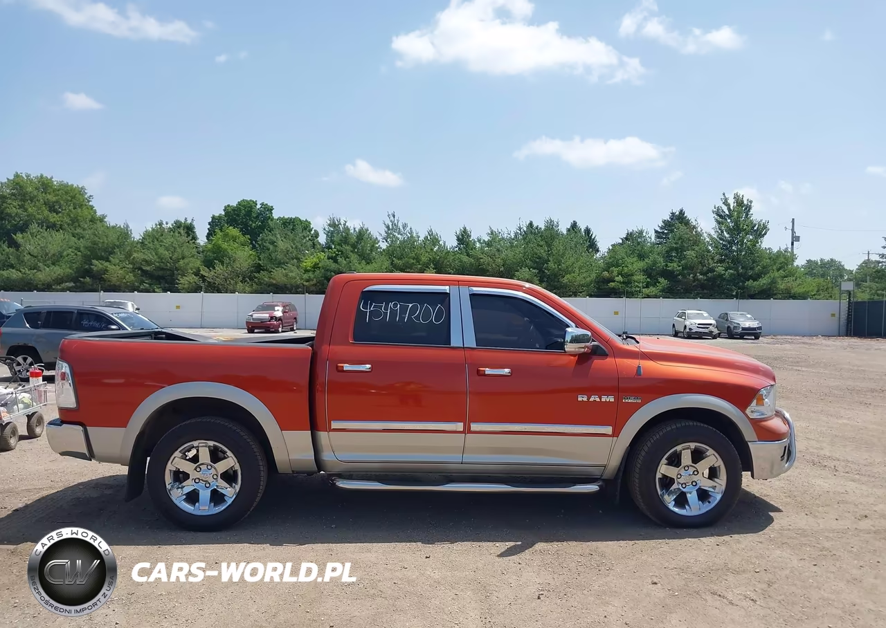 2009 Dodge Ram 1500 Laramie VIN:1D3HV13T09S773592 - 13