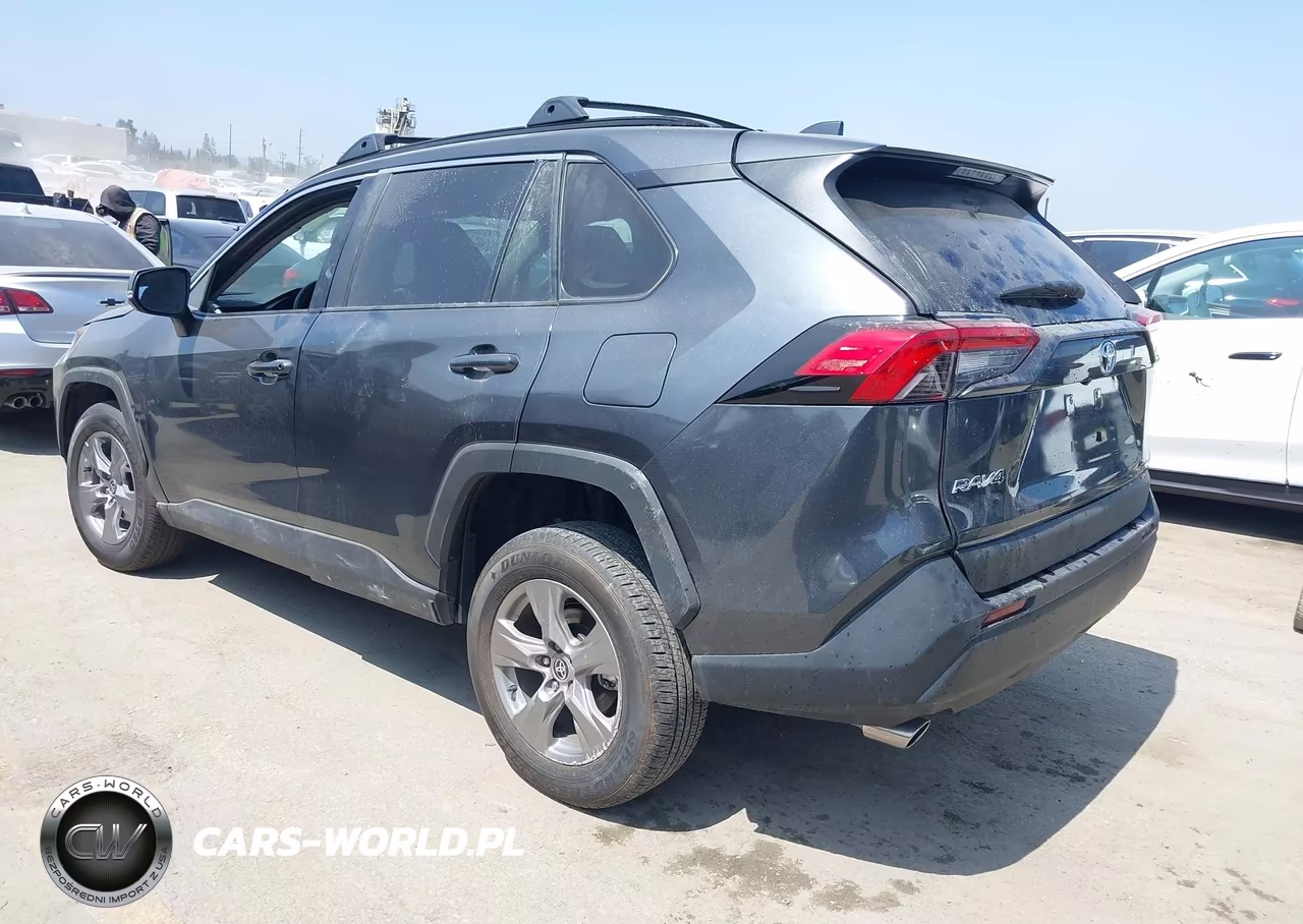 2024 Toyota Rav4 Xle VIN:2T3W1RFV5RC253663 - 3