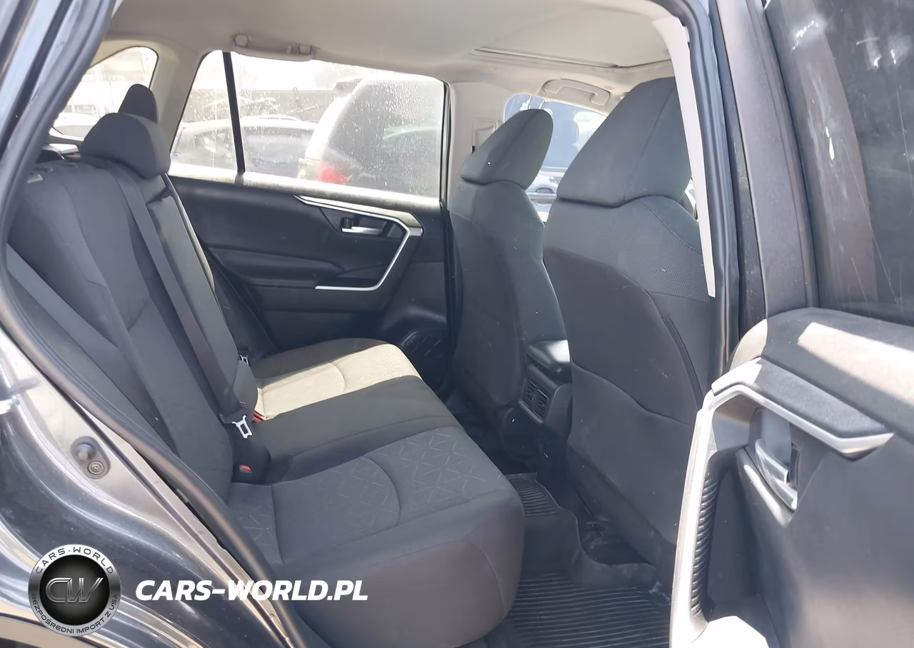 2024 Toyota Rav4 Xle VIN:2T3W1RFV5RC253663 - 8