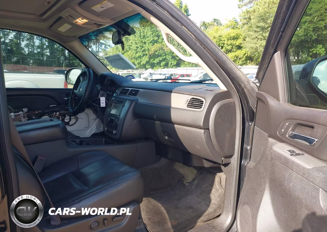 2012 Chevrolet Tahoe Lt VIN:1GNSKBE02CR149315 - 5