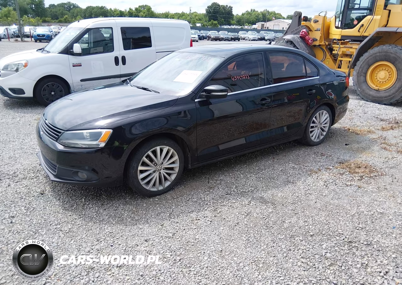 2011 Volkswagen Jetta 2.5L Sel VIN:3VWLX7AJ2BM361347 - 2