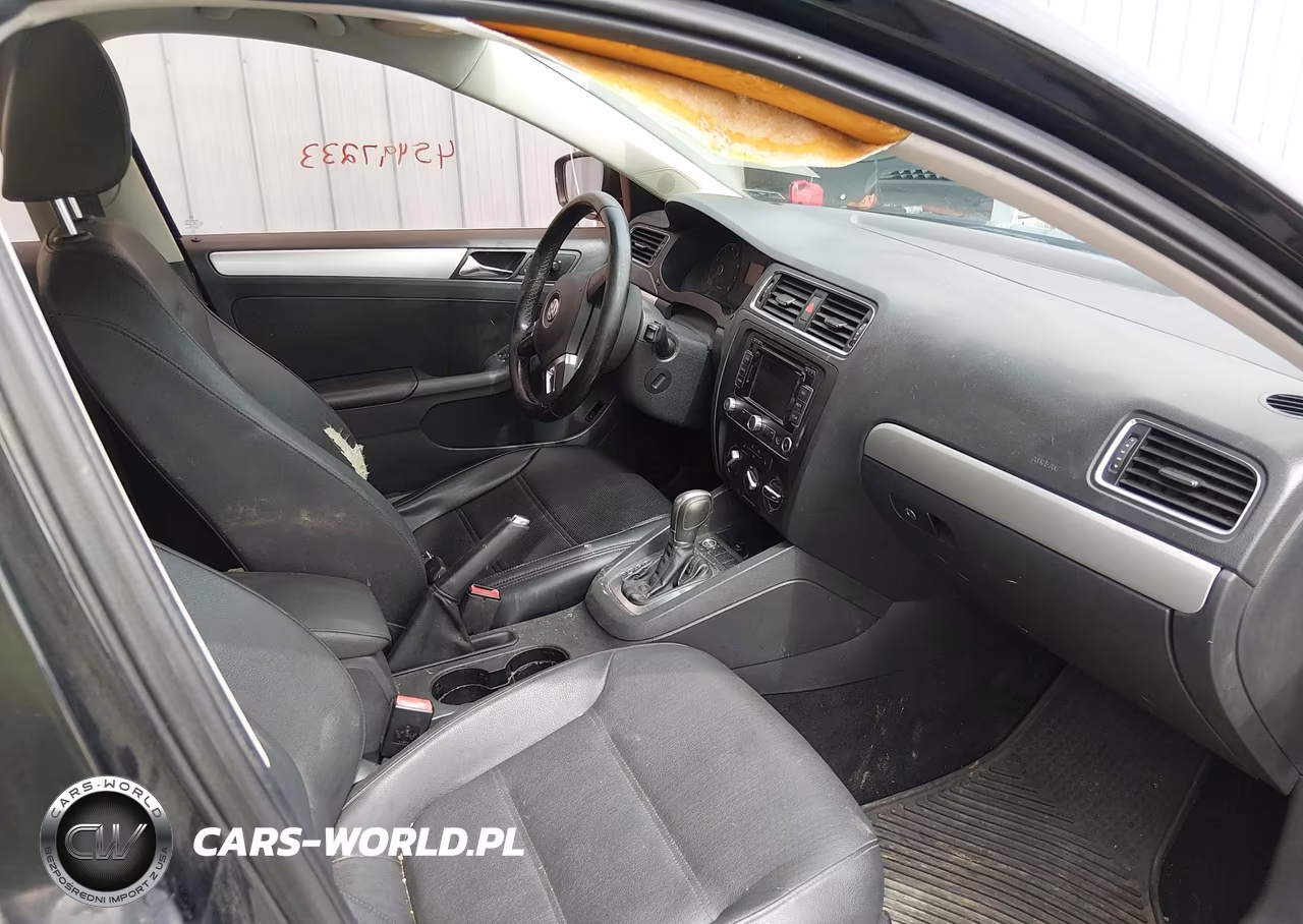 2011 Volkswagen Jetta 2.5L Sel VIN:3VWLX7AJ2BM361347 - 5