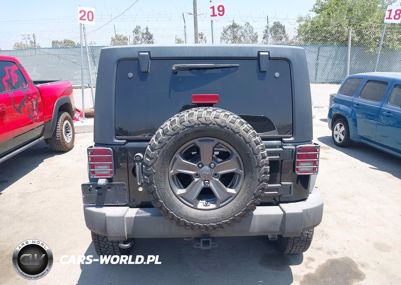 2013 Jeep Wrangler Unlimited Rubicon VIN:1C4BJWFG2DL699603 - 15
